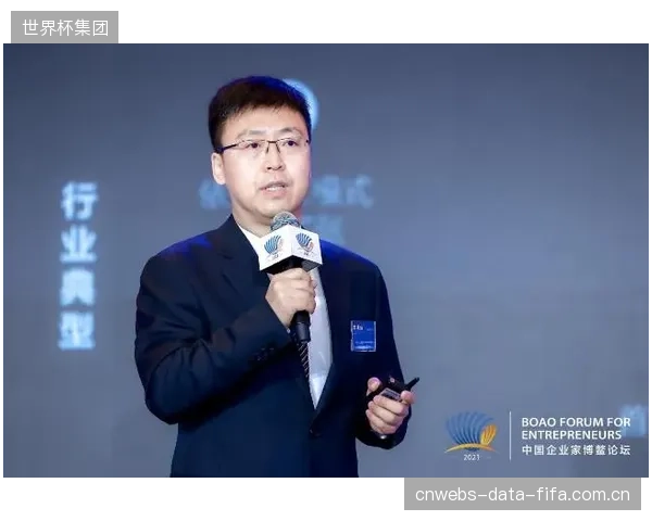 DTC模式下，懂得如何运营用户社群、激发互动的人才，将比传统的直播导播更具核心价值